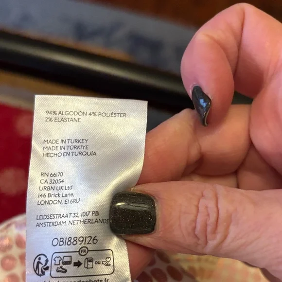 Anthropologie Pink and White Polka Dot Cropped Pants - Picture 11 of 11